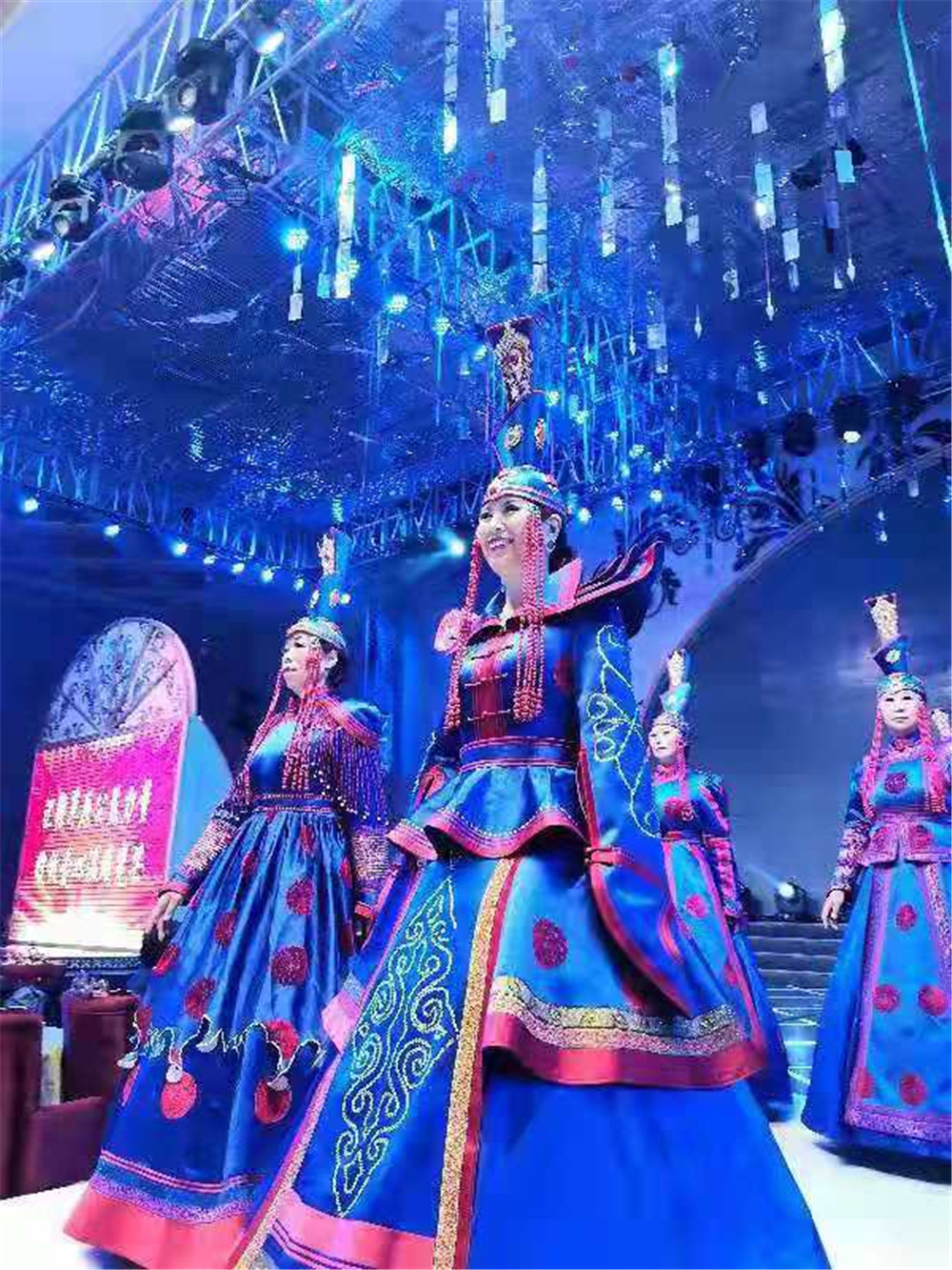 微信图片_201912301006153.jpg