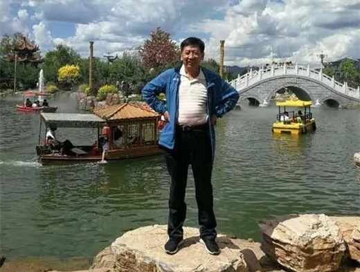贾志义